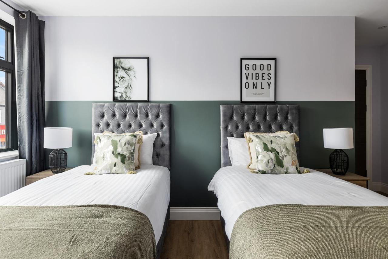 Stylish & Spacious 3 Bed Apartment With Fast Wifi, Close To Tube & Wembly Лондон Экстерьер фото