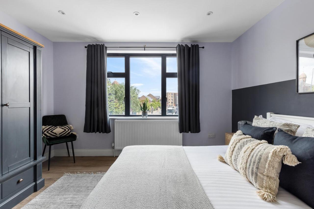 Stylish & Spacious 3 Bed Apartment With Fast Wifi, Close To Tube & Wembly Лондон Экстерьер фото